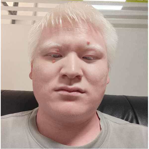 30岁岁安徽单身帅哥 - 南宁吉缘网