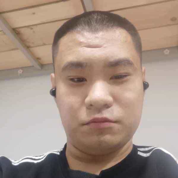 25岁岁山东单身帅哥 - 南宁吉缘网