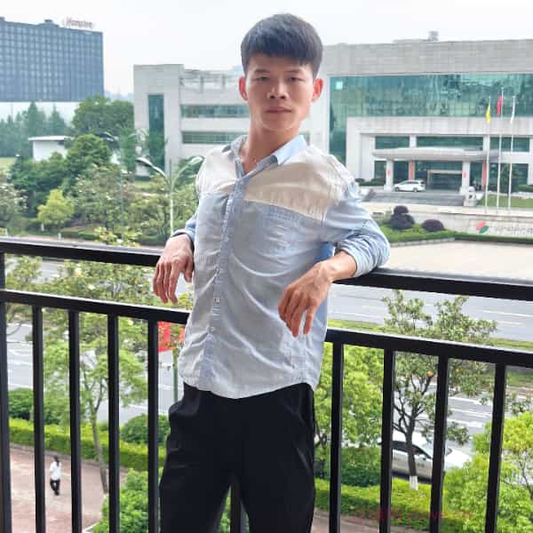29岁岁湖南单身帅哥 - 南宁吉缘网